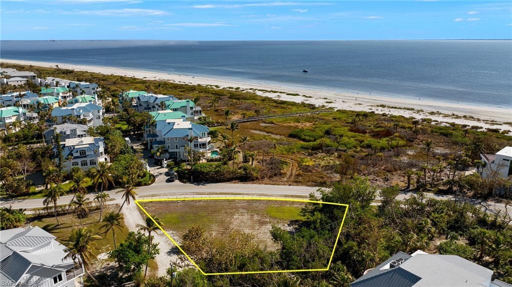 466 E Gulf DR, SANIBEL FL 33957-8