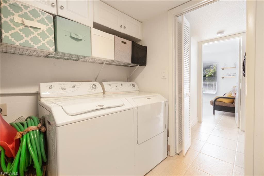 1392 Churchill CIR # 103, NAPLES FL 34116-26