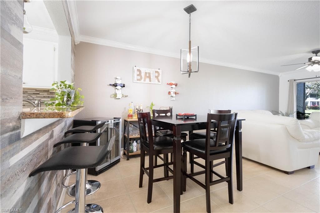 1392 Churchill CIR # 103, NAPLES FL 34116-9