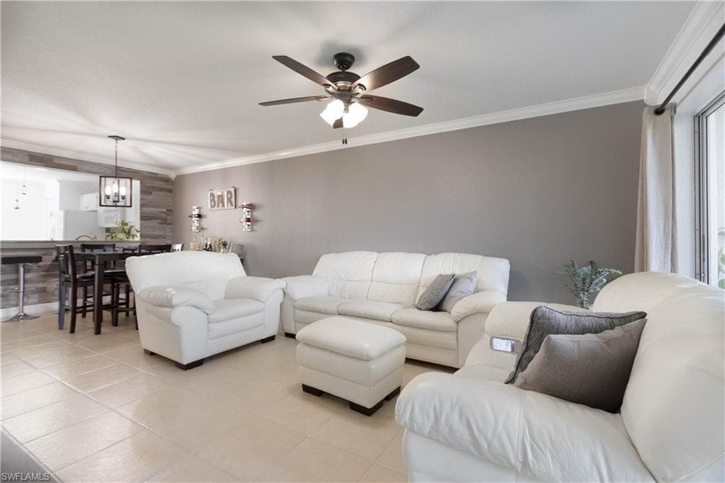 1392 Churchill CIR # 103, NAPLES FL 34116-3