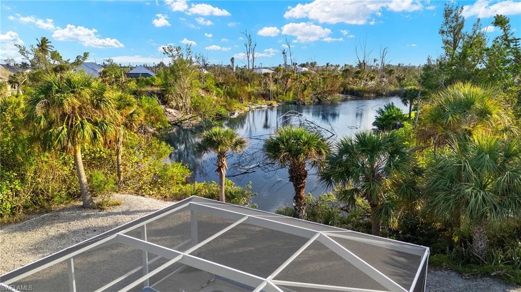 486 Lake Murex CIR, SANIBEL FL 33957-28