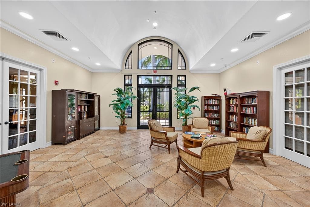 8251 Pathfinder LOOP # 621, FORT MYERS FL 33919-26