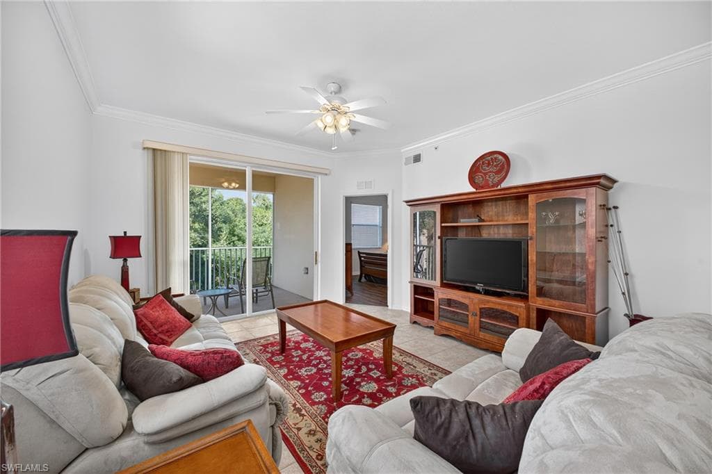 8251 Pathfinder LOOP # 621, FORT MYERS FL 33919-5