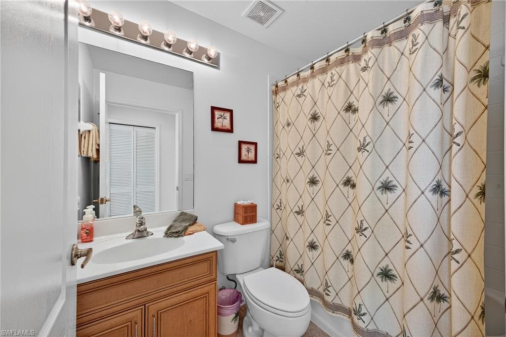 8251 Pathfinder LOOP # 621, FORT MYERS FL 33919-23