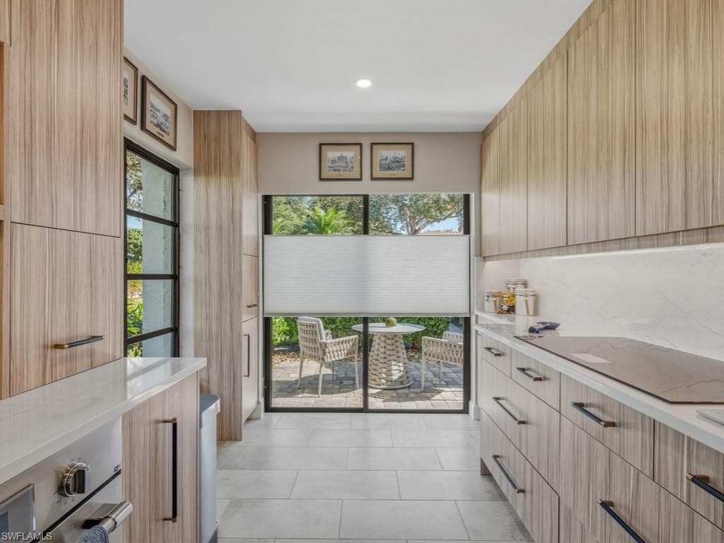 909 Reef Point CIR # 7, NAPLES FL 34108-5