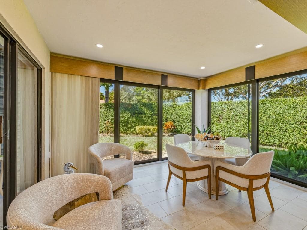 909 Reef Point CIR # 7, NAPLES FL 34108-16