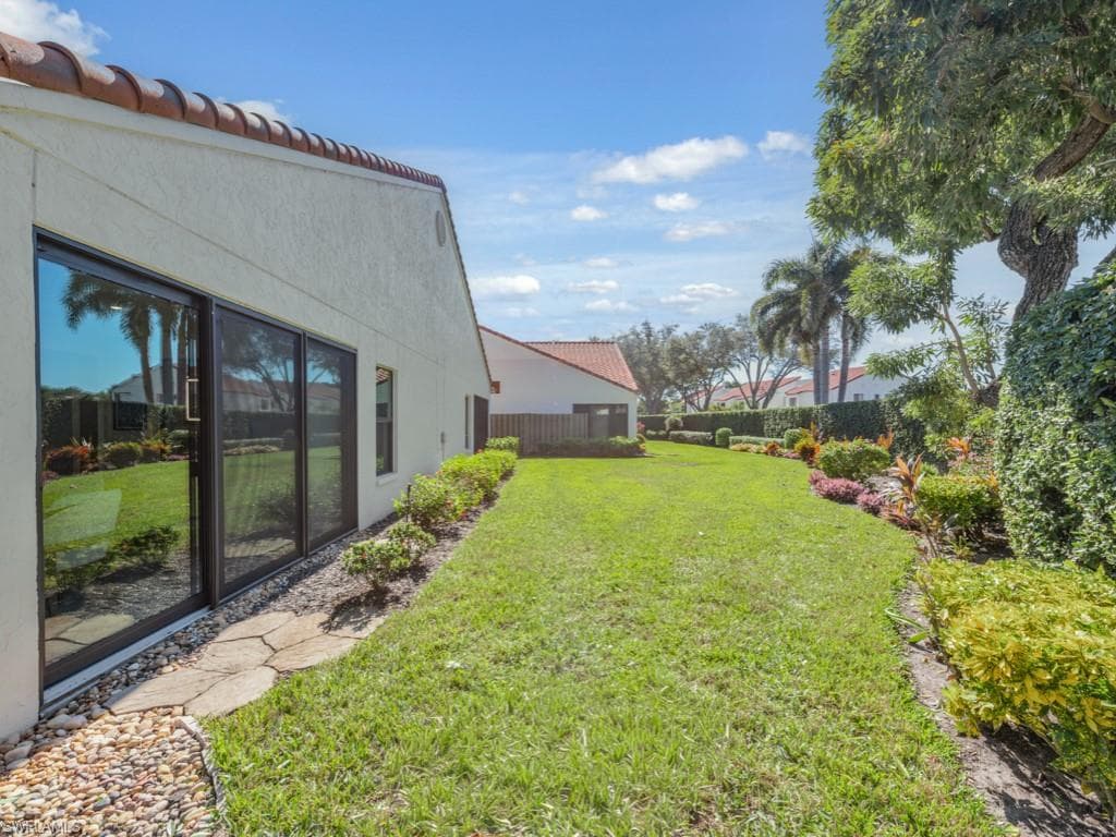 909 Reef Point CIR # 7, NAPLES FL 34108-11