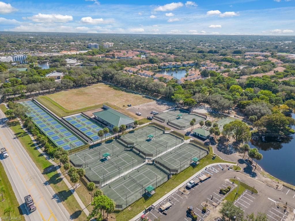 909 Reef Point CIR # 7, NAPLES FL 34108-37