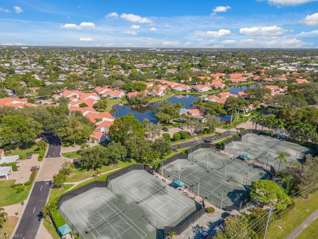 909 Reef Point CIR # 7, NAPLES FL 34108-32