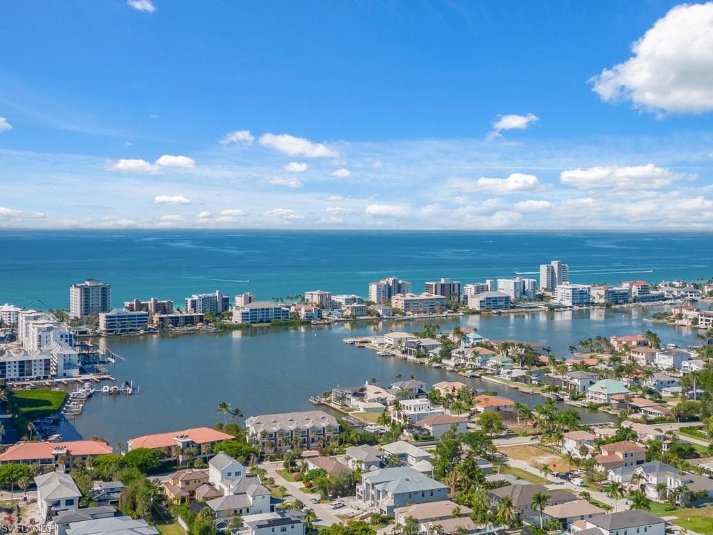 909 Reef Point CIR # 7, NAPLES FL 34108-34