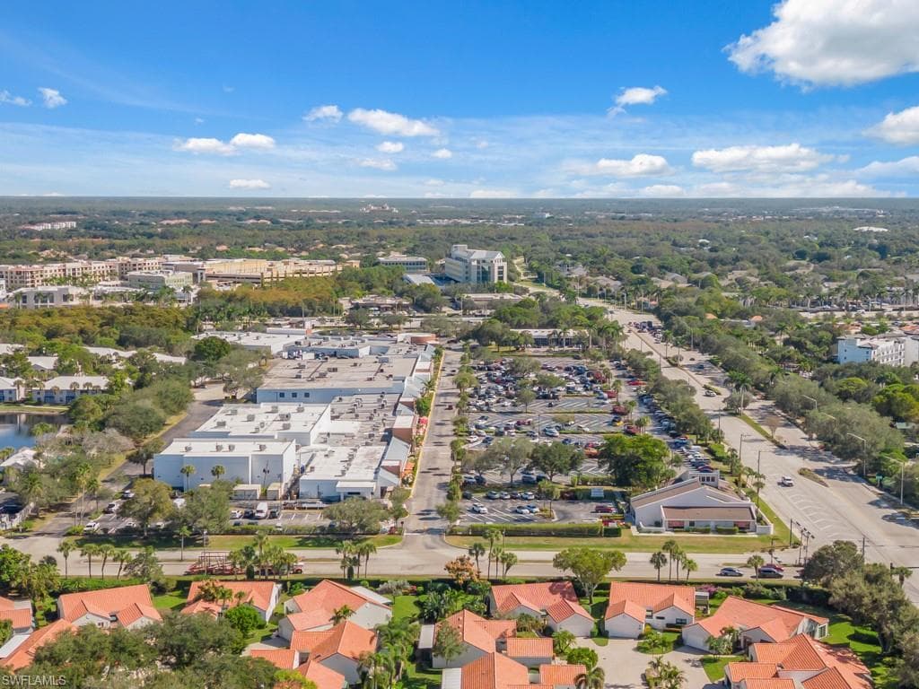 909 Reef Point CIR # 7, NAPLES FL 34108-38