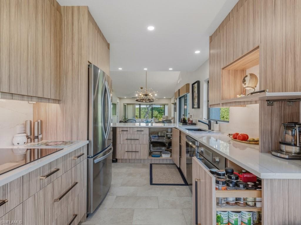 909 Reef Point CIR # 7, NAPLES FL 34108-7