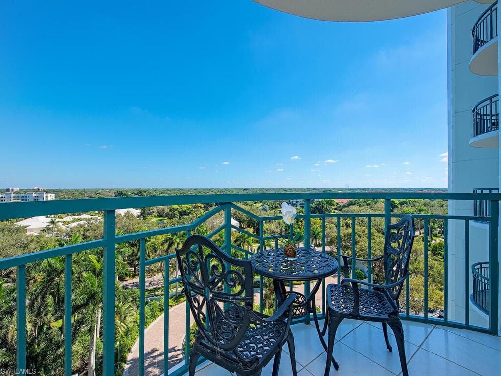 7515 Pelican Bay BLVD 9C-23