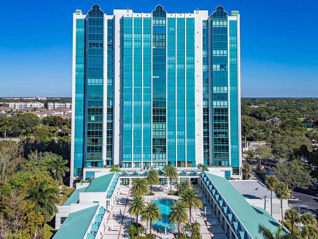 7515 Pelican Bay BLVD 9C-30