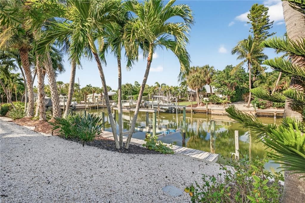 848 Angel Wing DR, SANIBEL FL 33957-46