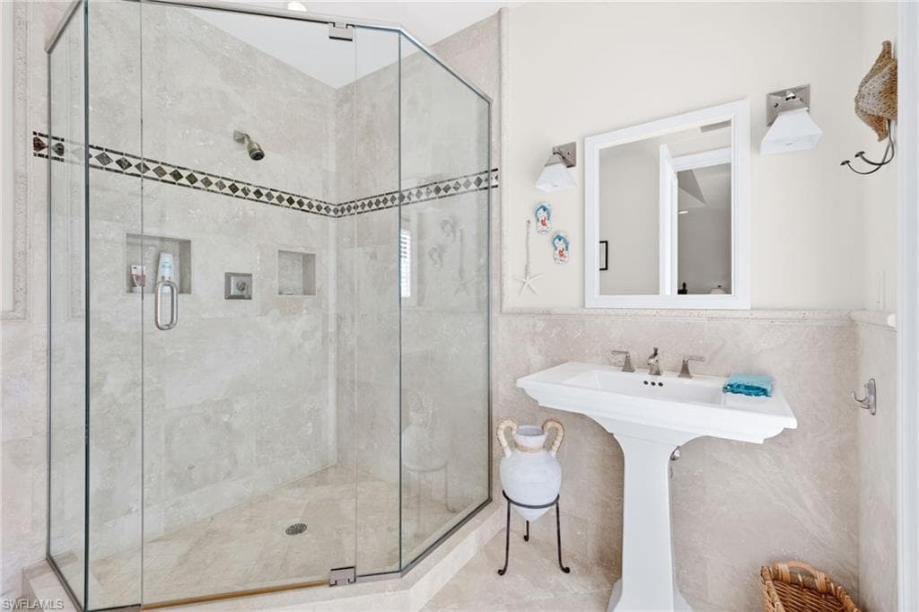 848 Angel Wing DR, SANIBEL FL 33957-37