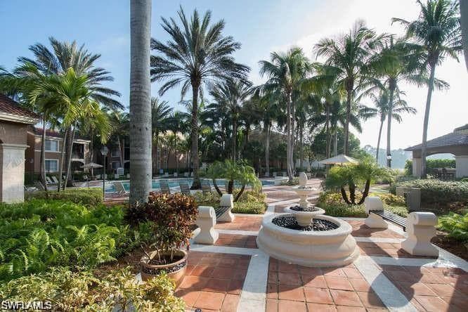 1115 Reserve CT # 201, NAPLES FL 34105-16