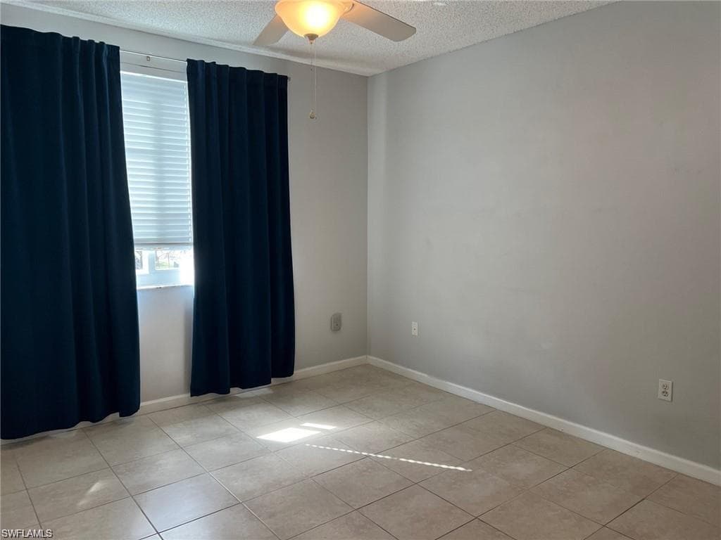 1115 Reserve CT # 201, NAPLES FL 34105-7