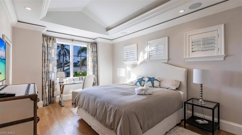 1935 7th ST S, NAPLES FL 34102-15