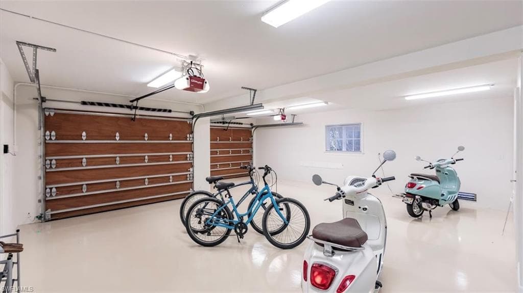 1935 7th ST S, NAPLES FL 34102-25