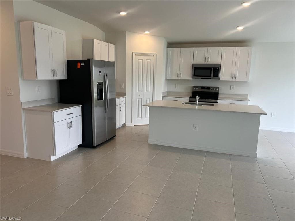 19712 Lavender Field CT, LEHIGH ACRES FL 33974-6