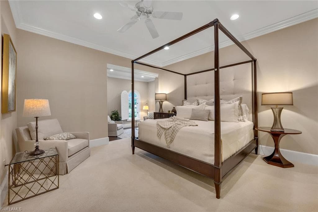 2125 Canna WAY, NAPLES FL 34105-24