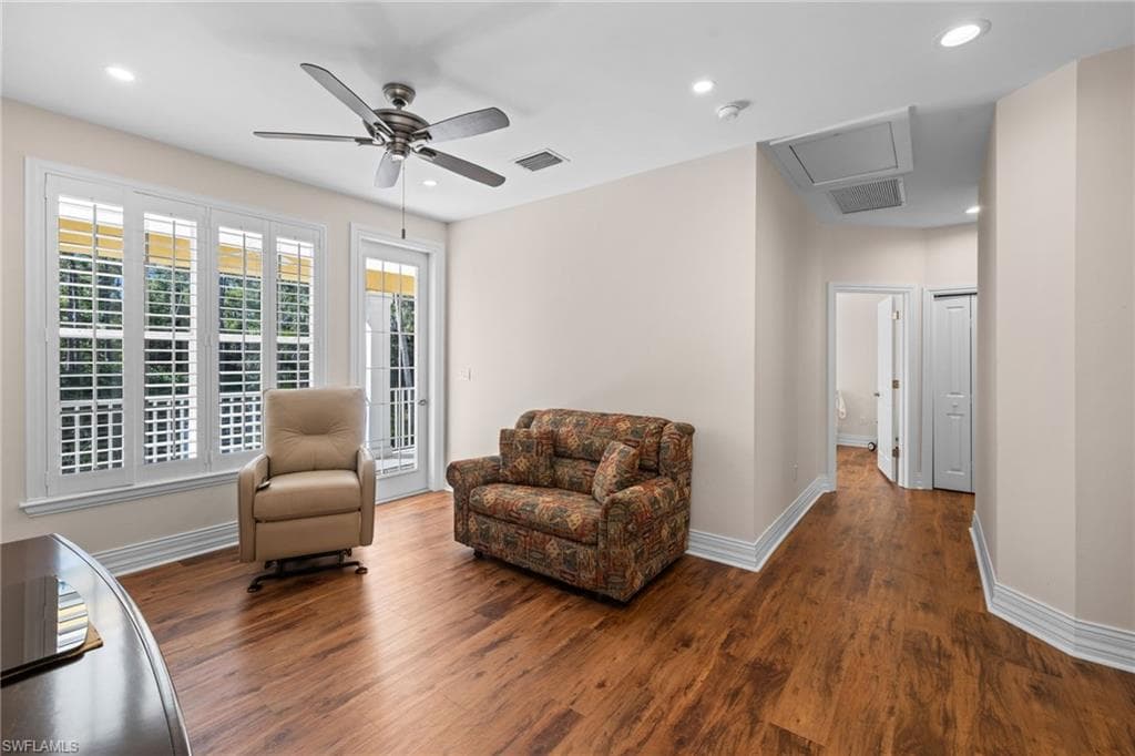 6320 English Oaks LN, NAPLES FL 34119-25