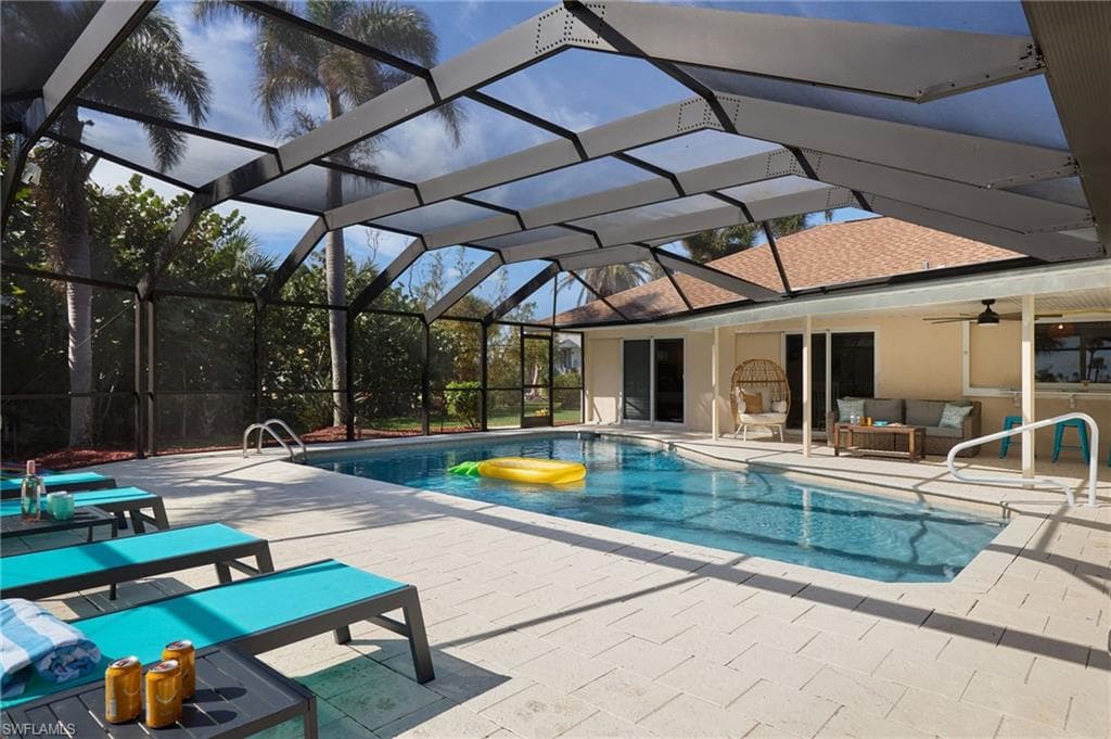 1224 Kittiwake CIR, SANIBEL FL 33957-32