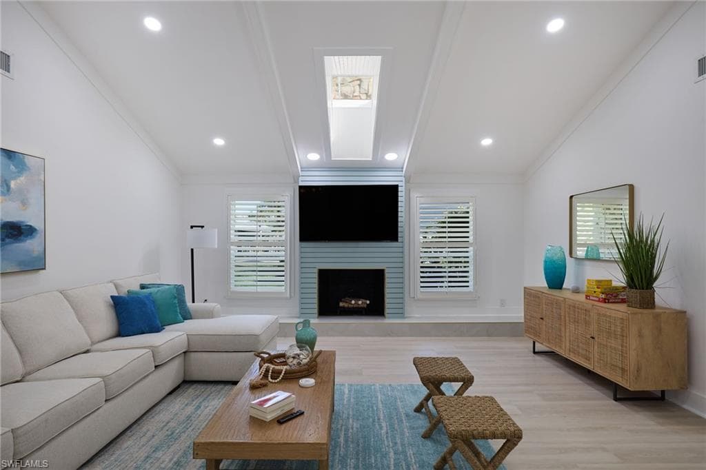 1224 Kittiwake CIR, SANIBEL FL 33957-7