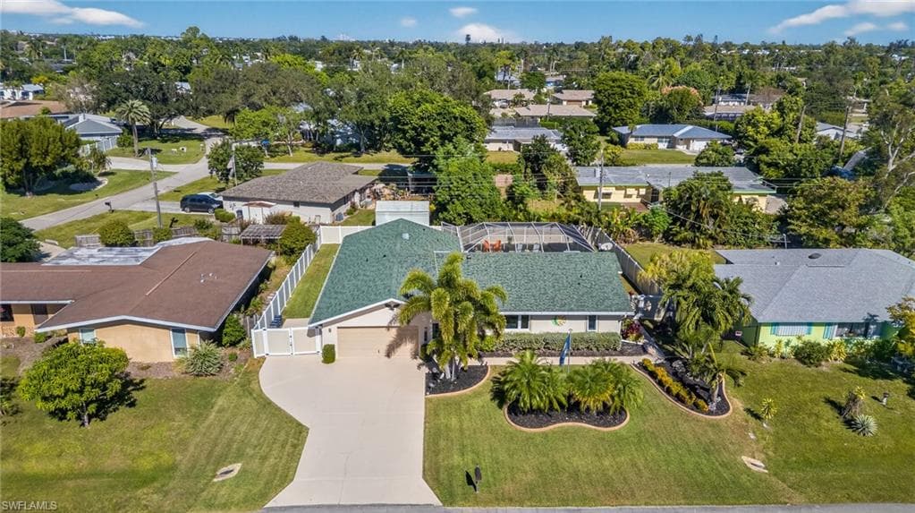 2243 Flora AVE, FORT MYERS FL 33907-31