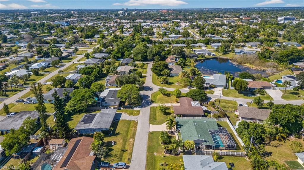 2243 Flora AVE, FORT MYERS FL 33907-33