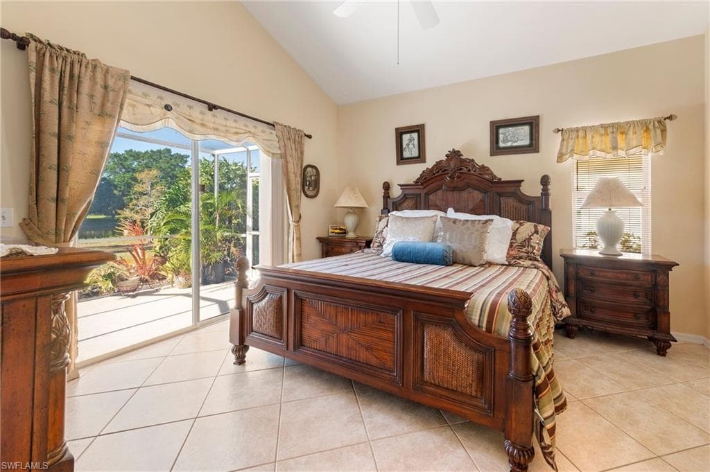 335 Pindo Palm DR, NAPLES FL 34104-9