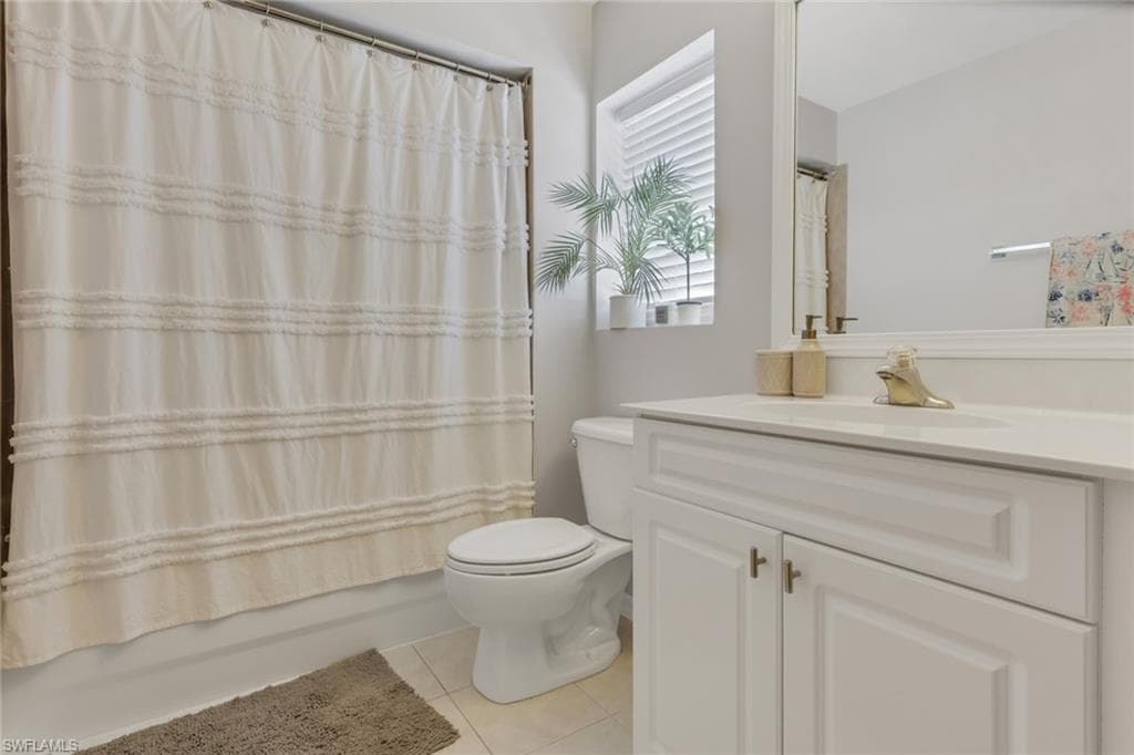 4536 Court WAY # 19D, NAPLES FL 34109-22