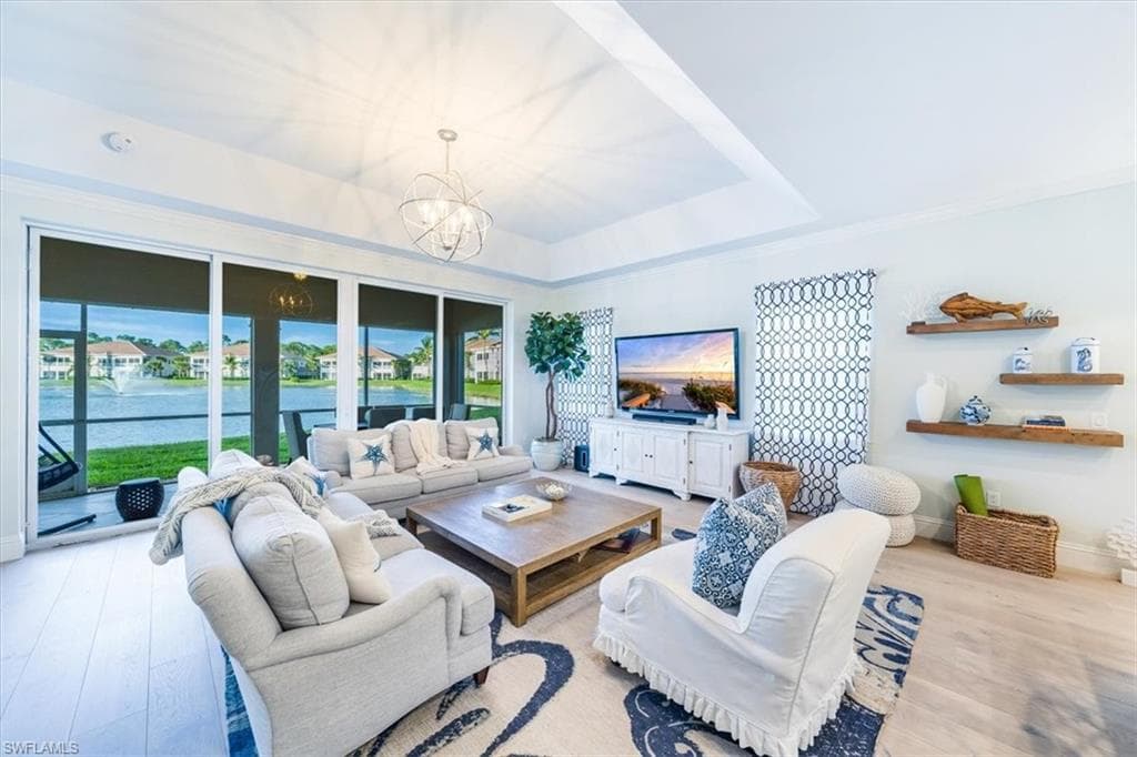 7128 Lemuria CIR # 702, NAPLES FL 34109-2