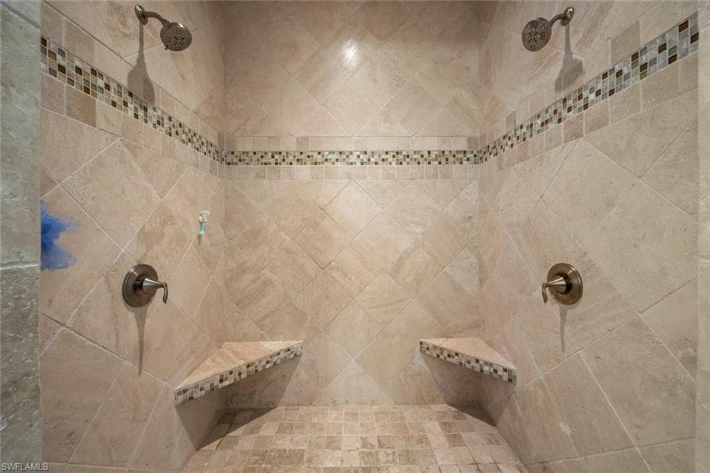 27153 Barefoot LN, BONITA SPRINGS FL 34135-10