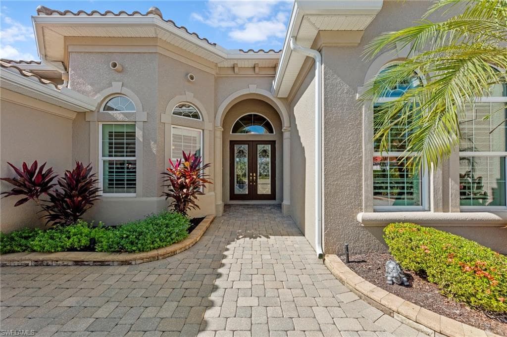 19287 La Serena DR, ESTERO FL 33967-5