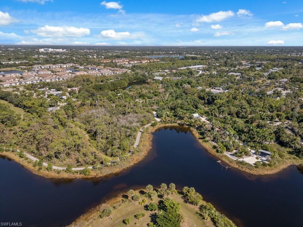 4975 Palmetto CT, NAPLES FL 34112-11