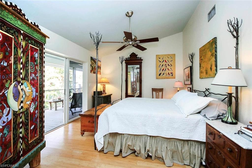 731 Nerita ST, SANIBEL FL 33957-10