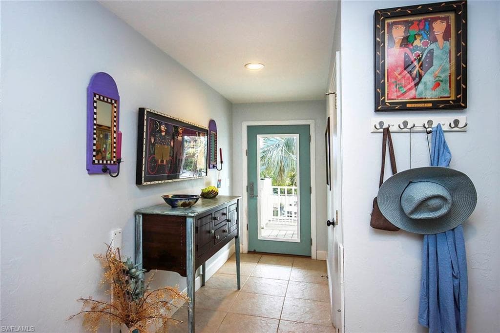731 Nerita ST, SANIBEL FL 33957-3