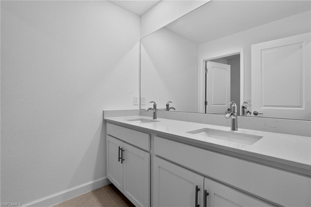45018 Pipevine CIR-12