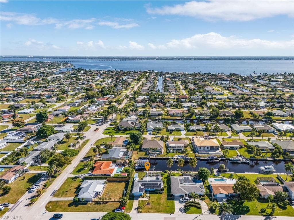 3005 SE 18th AVE, CAPE CORAL FL 33904-32