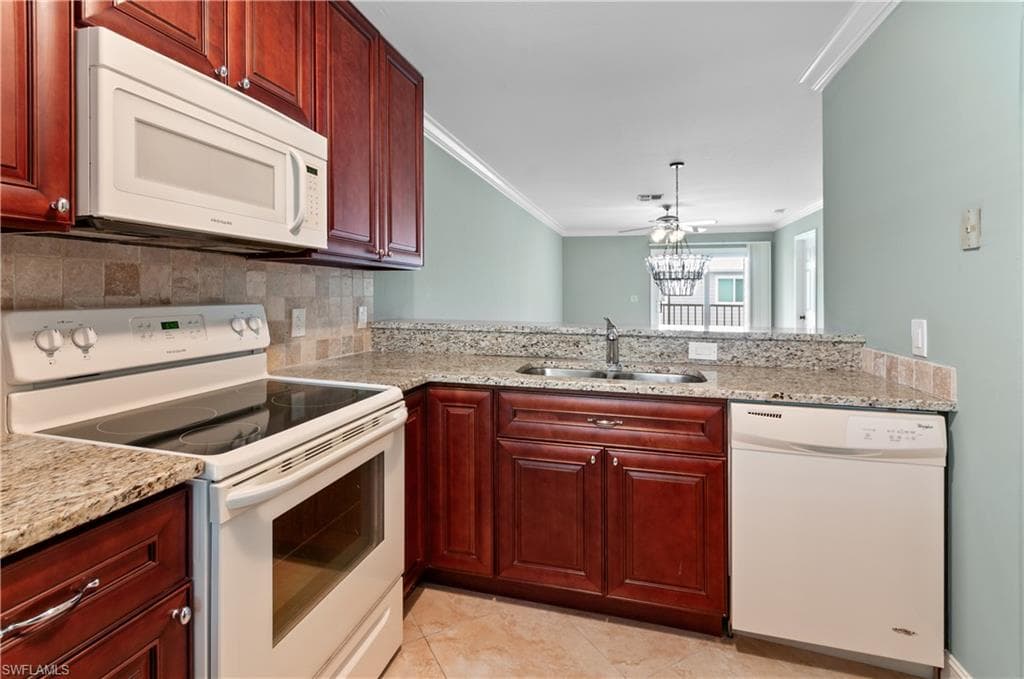 829 W Elkcam CIR # 208, MARCO ISLAND FL 34145-1