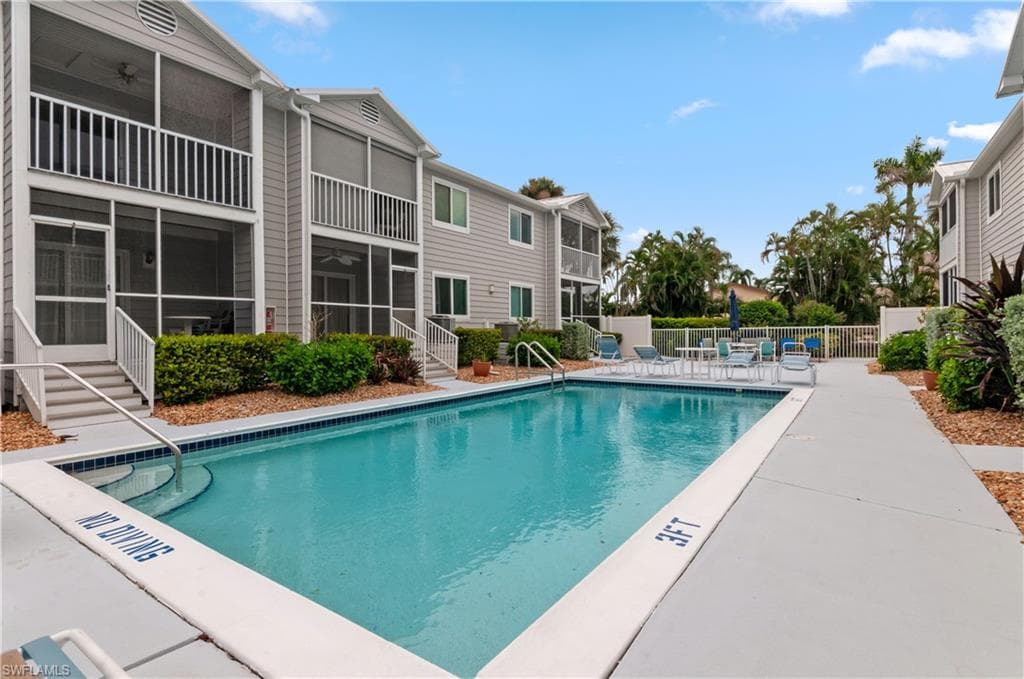 829 W Elkcam CIR # 208, MARCO ISLAND FL 34145-21