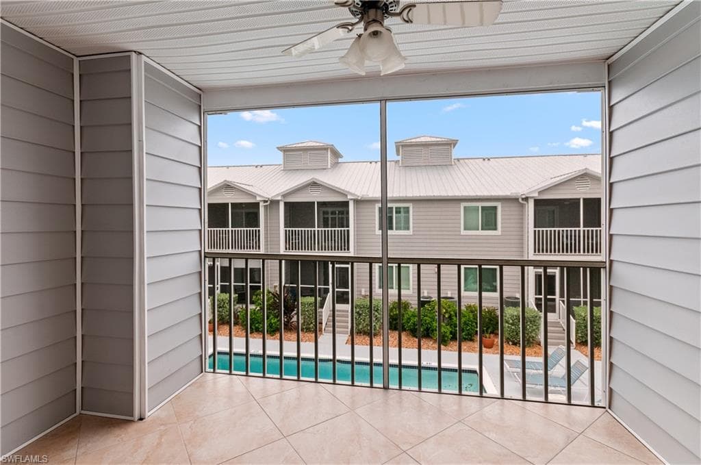 829 W Elkcam CIR # 208, MARCO ISLAND FL 34145-9