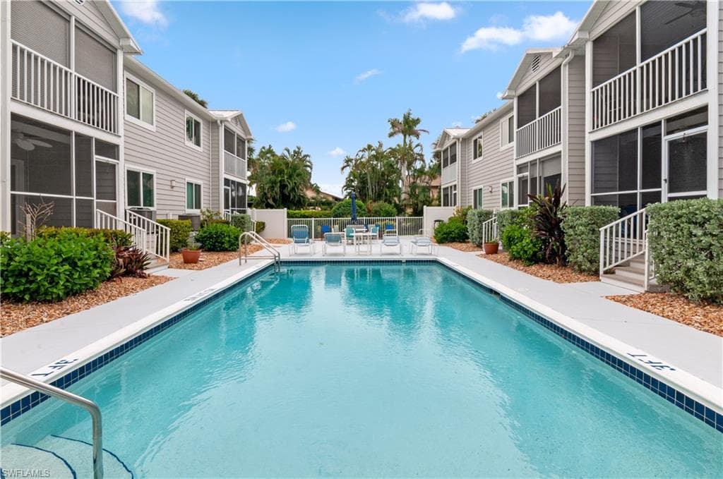 829 W Elkcam CIR # 208, MARCO ISLAND FL 34145-20