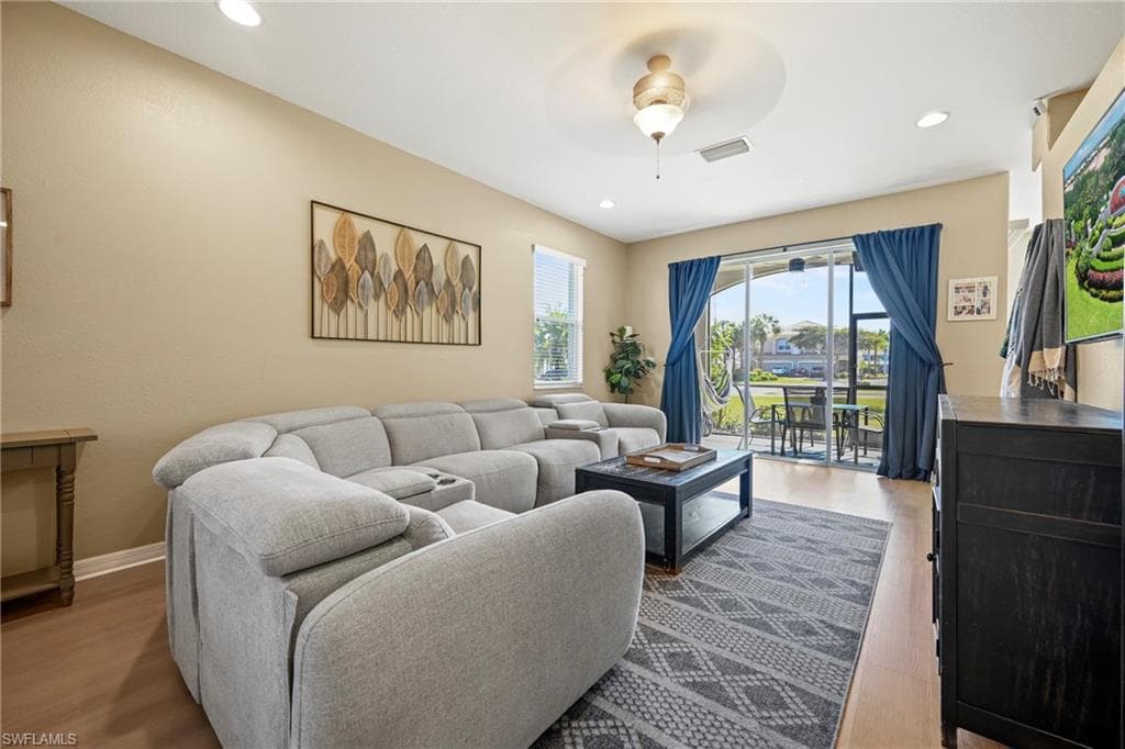 20092 Larino LOOP, ESTERO FL 33928-6