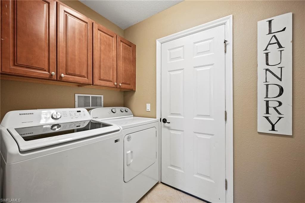 20092 Larino LOOP, ESTERO FL 33928-19