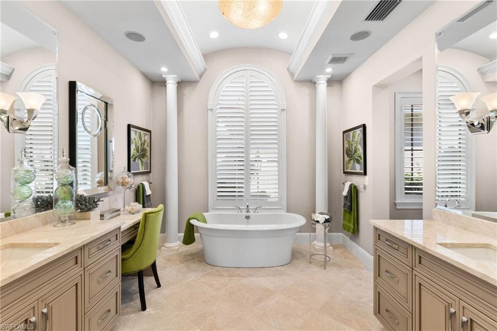 26180 Woodlyn DR, BONITA SPRINGS FL 34134-26
