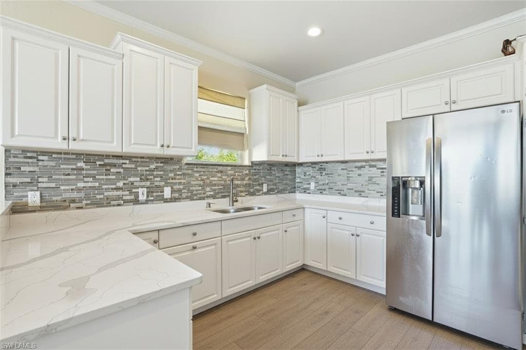 1624 Emerald Cove DR-45