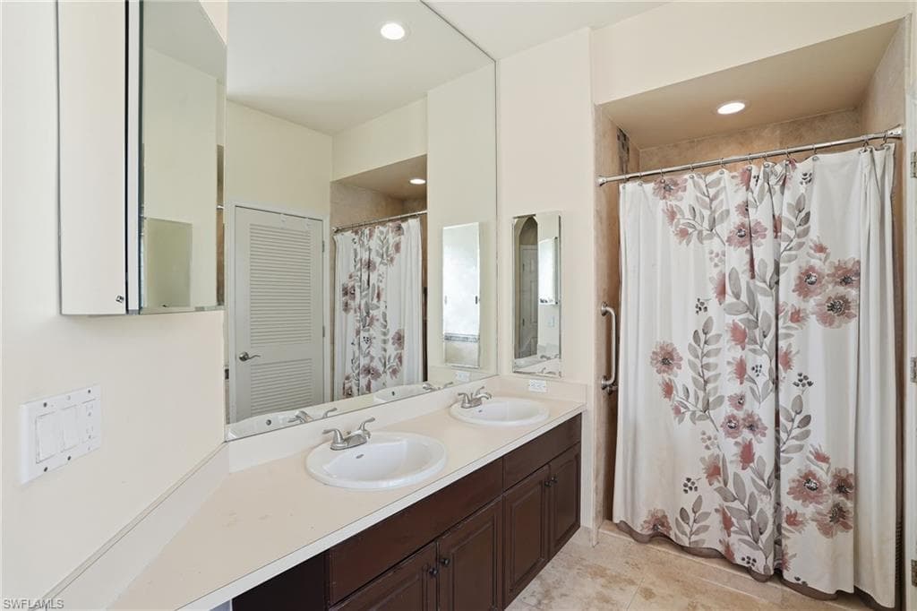 1624 Emerald Cove DR-19